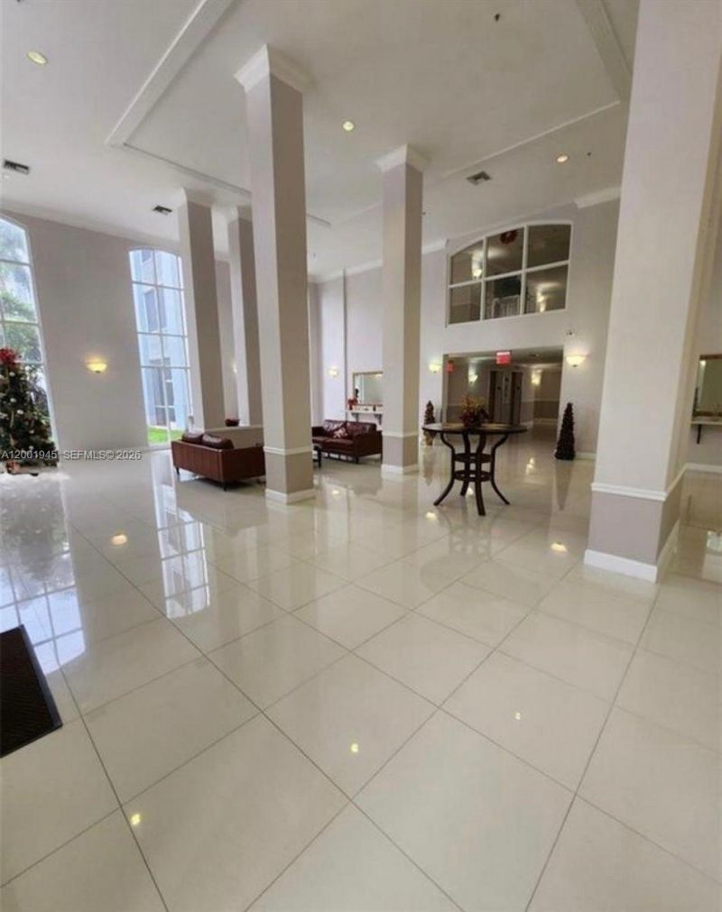 9725 NW 52nd St, Unit 202, Doral, FL 33178 Photo