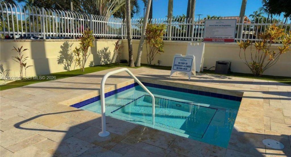9725 NW 52nd St, Unit 202, Doral, FL 33178 Photo