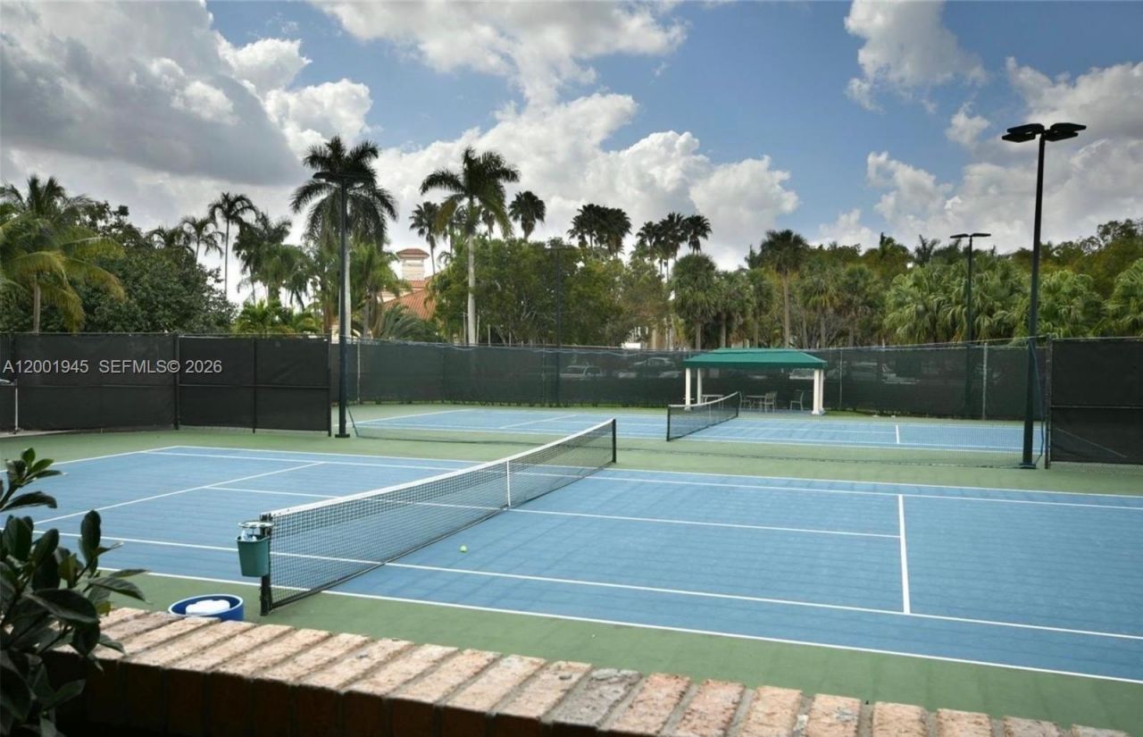 9725 NW 52nd St, Unit 202, Doral, FL 33178 Photo