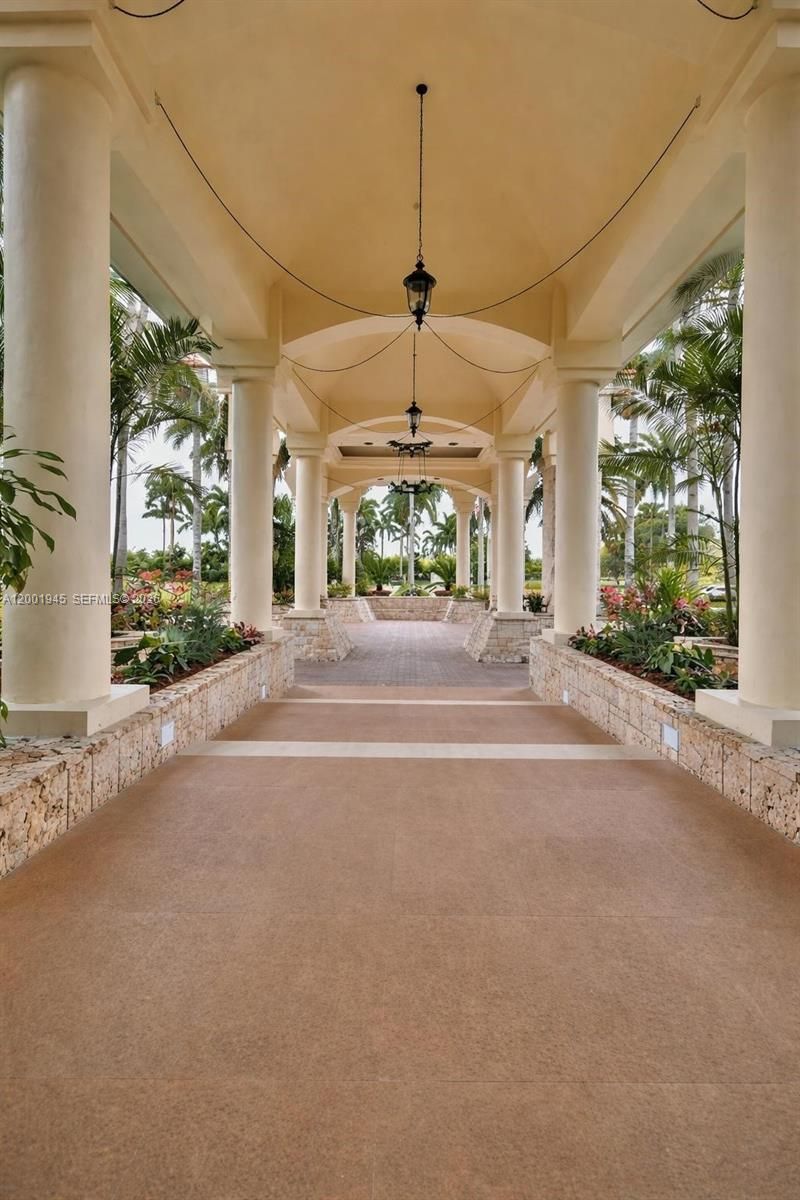 9725 NW 52nd St, Unit 202, Doral, FL 33178 Photo