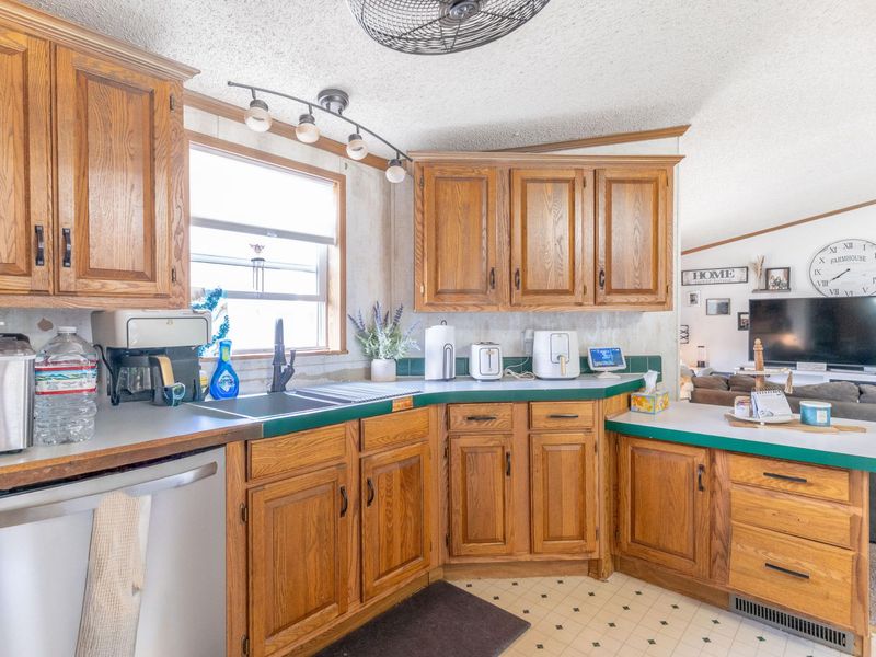 1065 Hazel Nut Lane, Sidney, OH 45365 Photo 13