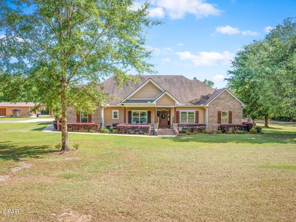 1649 Shady Oaks Lane, Chipley, FL 32428