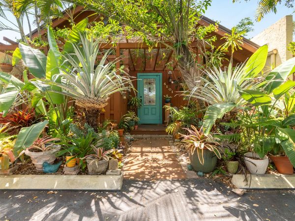 6101 NW 32nd Way, Fort Lauderdale, FL 33309