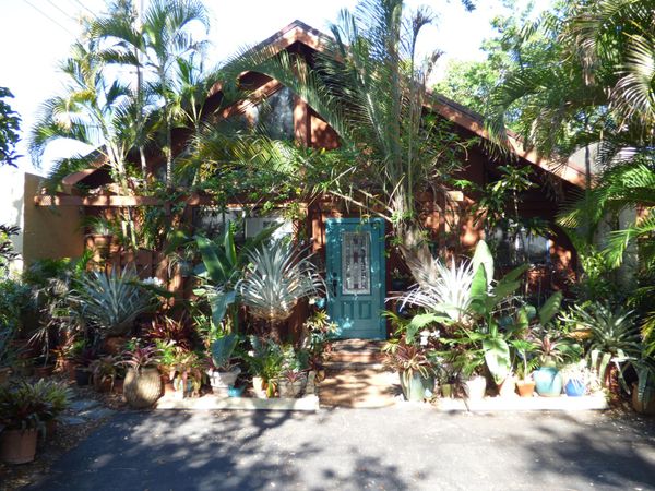 6101 NW 32nd Way, Fort Lauderdale, FL 33309