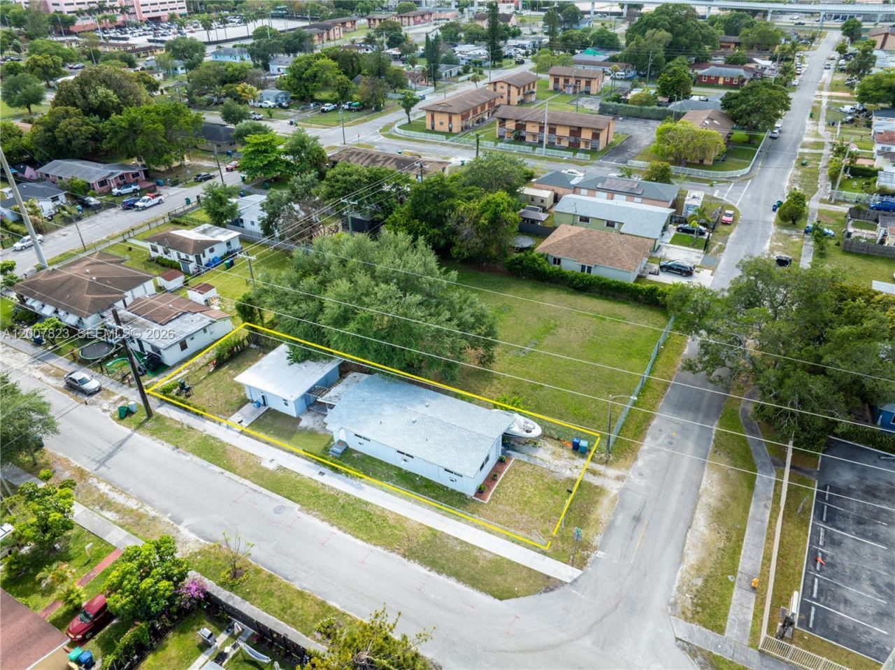 2406 NW 67th St, Miami, FL 33147 Photo