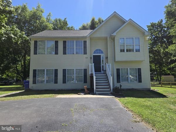 708 DIXON DRIVE, STEVENSVILLE, MD 21666