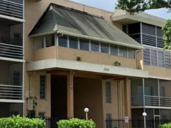 4848 NW 24th Court, Unit 105, Lauderdale Lakes, FL 33313