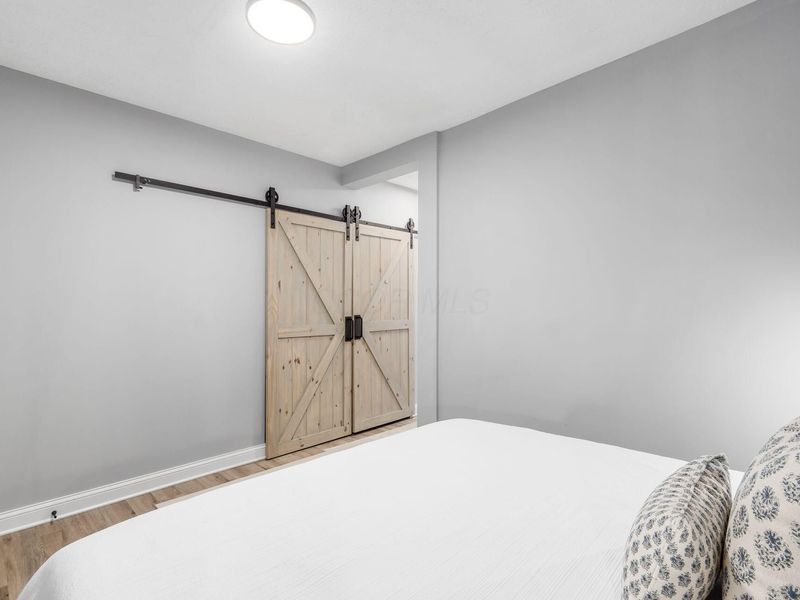 Columbus, OH 43215 Photo 14