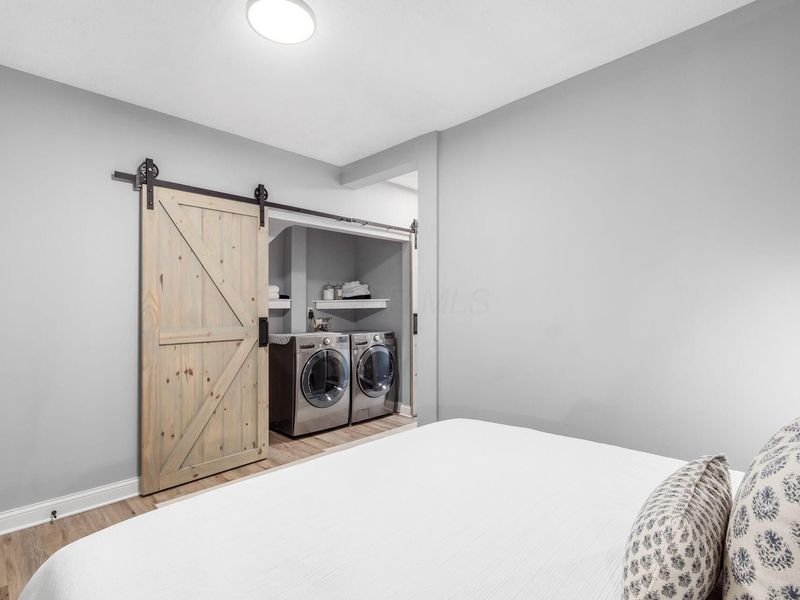 Columbus, OH 43215 Photo 15