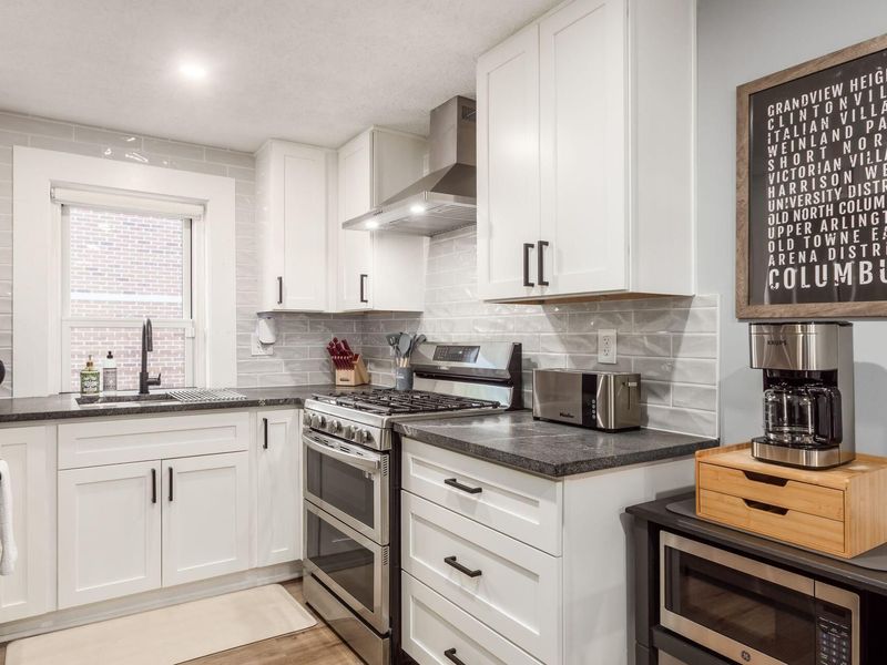 Columbus, OH 43215 Photo 8