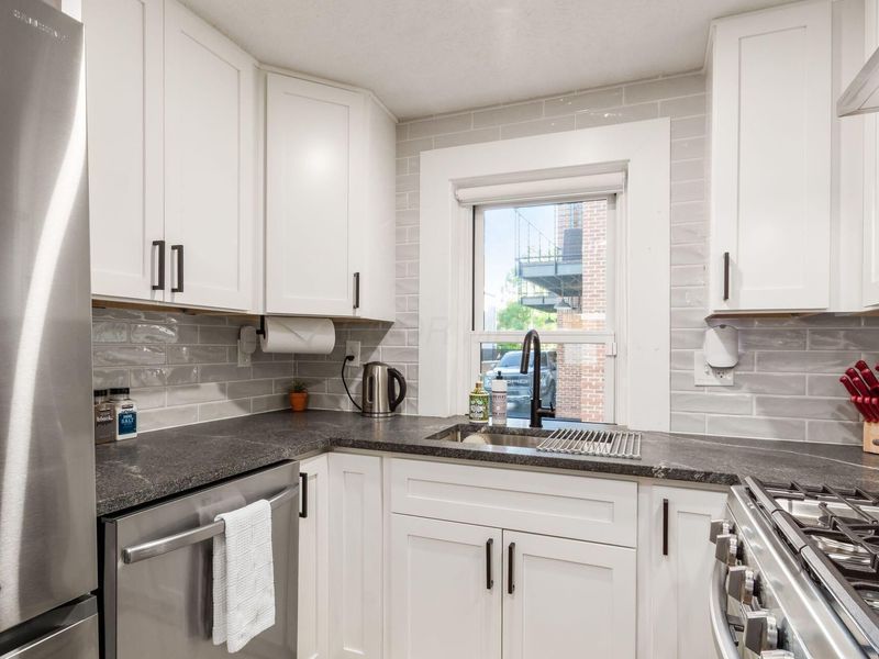 Columbus, OH 43215 Photo 9