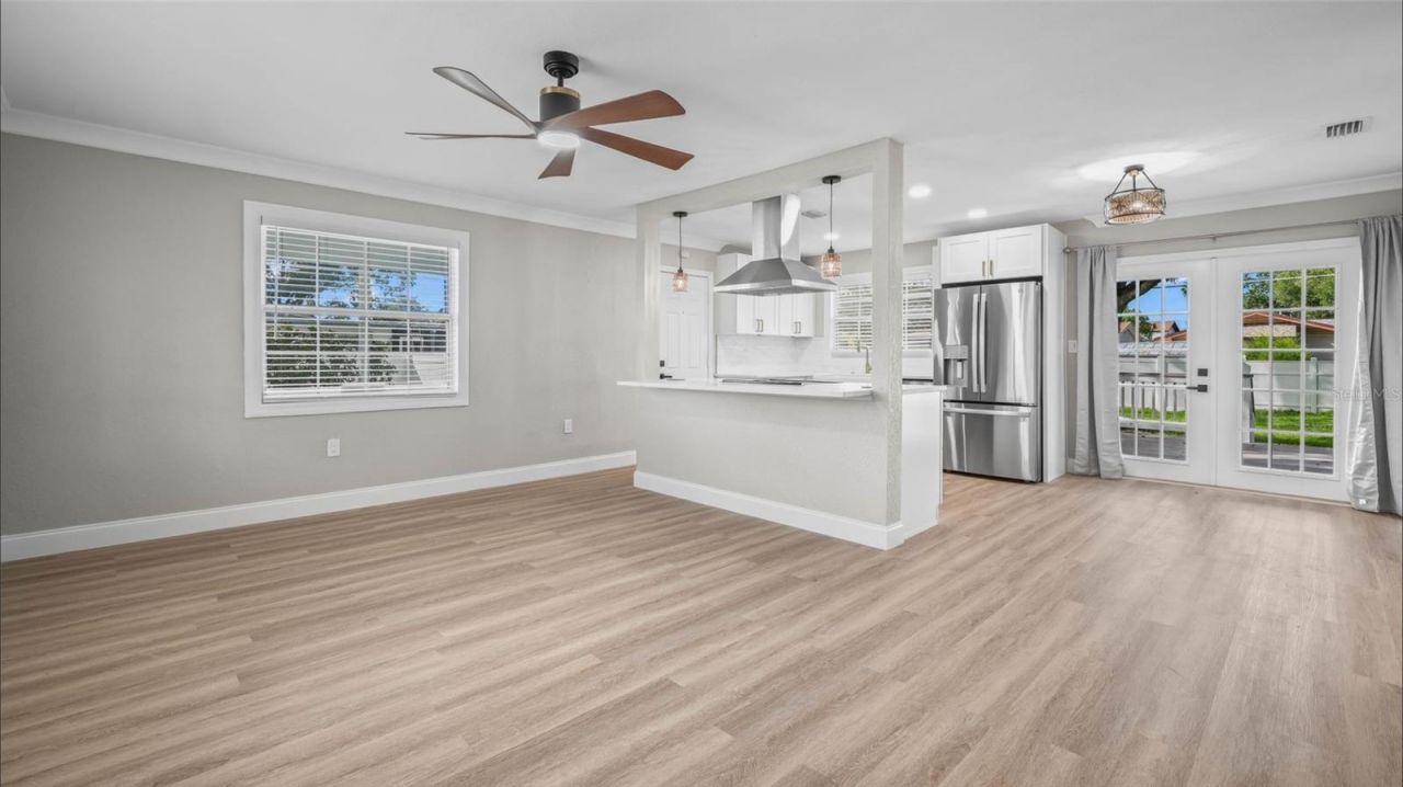 125 80th Avenue N, Saint Petersburg, FL 33702 Photo