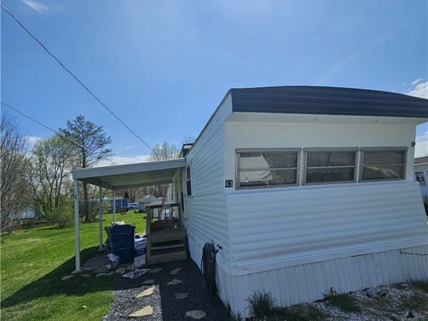 43 Rainbow Park, Ransomville, NY 14131