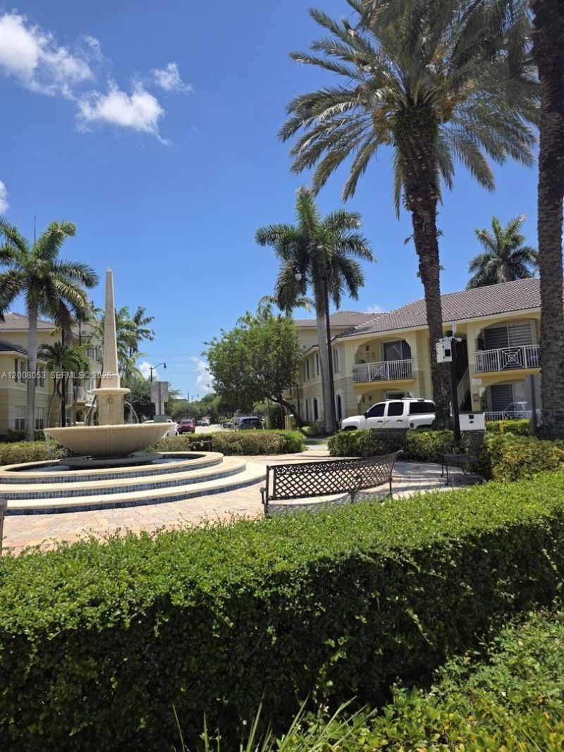 8874 W Flagler St, Unit 101, Miami, FL 33174 Photo