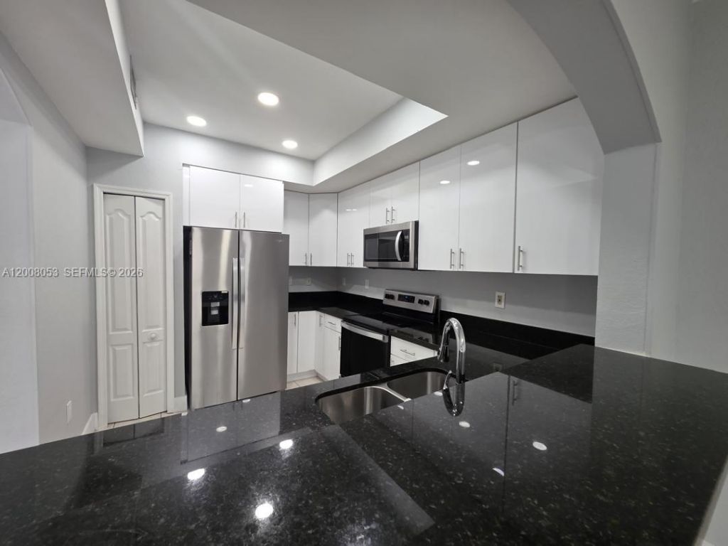 8874 W Flagler St, Unit 101, Miami, FL 33174 Photo