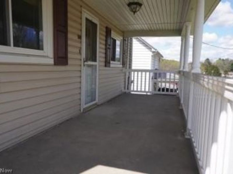 84 Powerhouse Road, Dillonvale, OH 43917 Photo 3