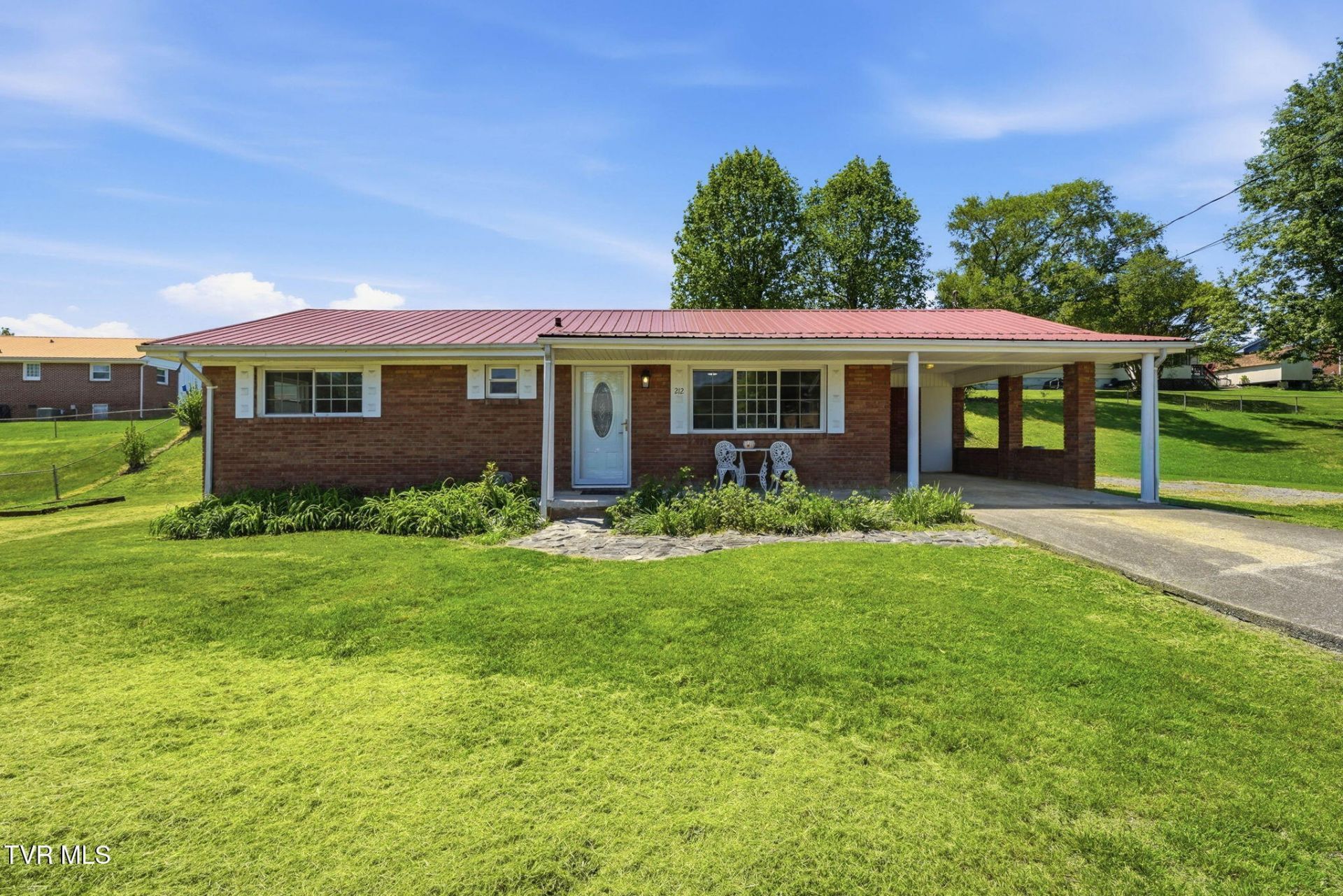 212 Alderman Drive, Greeneville, TN 37745 Main Photo