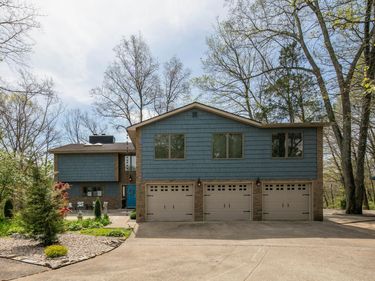 2140 Crystal Creek Drive, Frankfort, KY 40601