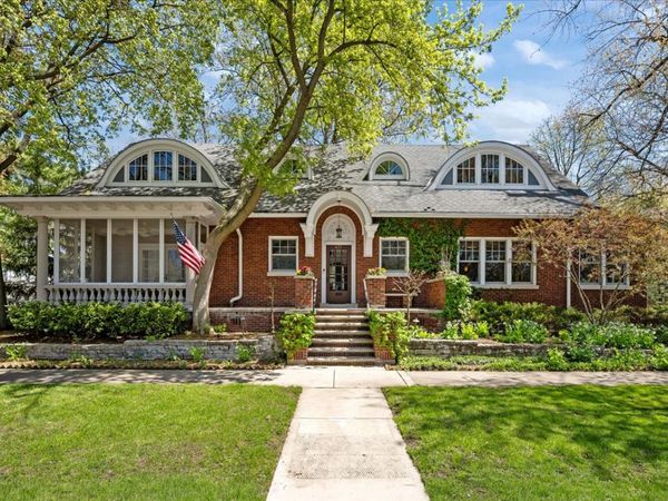 431 Laurel Avenue , Wilmette, IL 60091