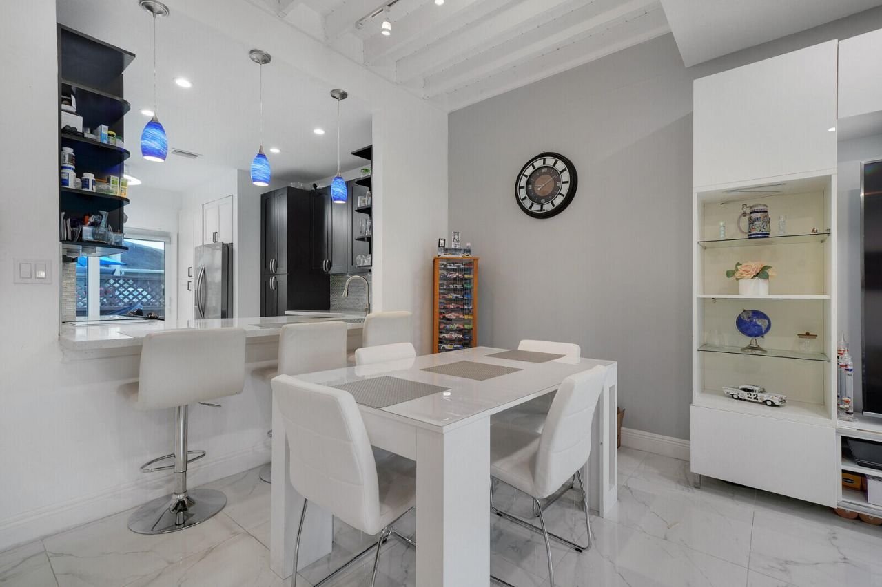 4807 S Hemingway Circle, Margate, FL 33063 Photo
