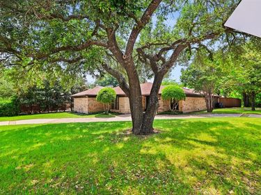 17415 Oakington Court, Dallas, TX 75252