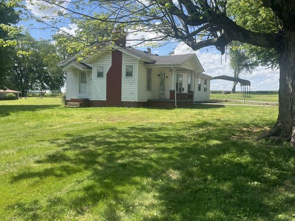 1107 W Church St , Orlinda, TN 37141