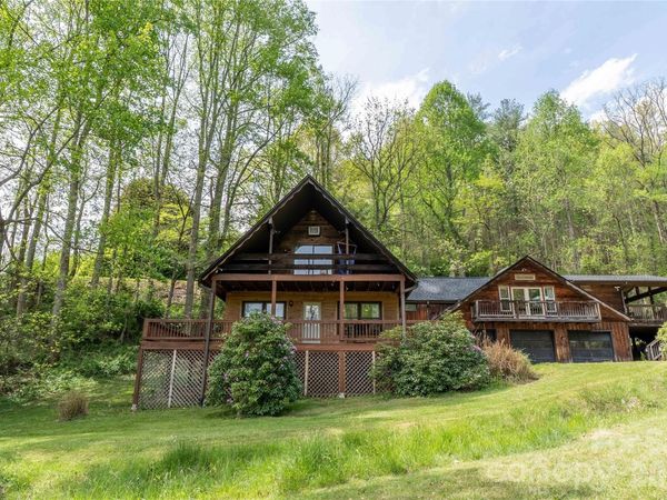 919 N Country Club Drive, Cullowhee, NC 28723