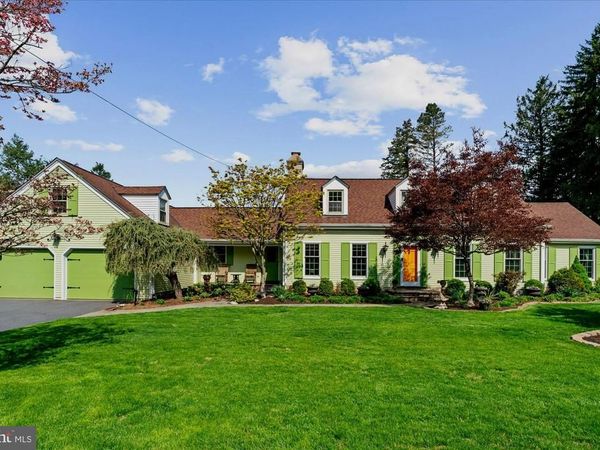 311 GREEN LANE, READING, PA 19601