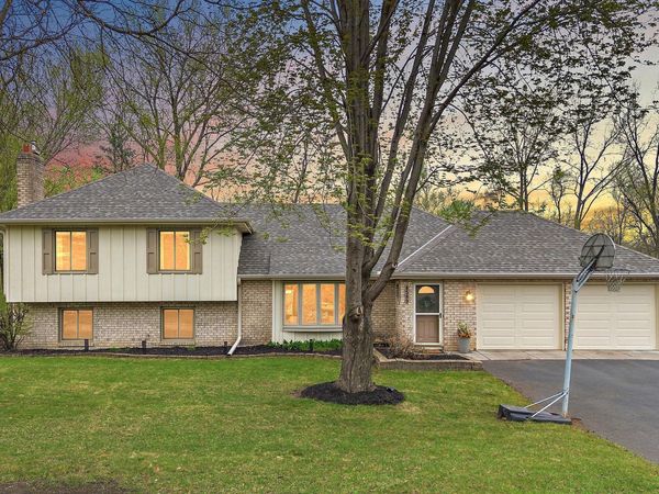 4589 Saddlewood Drive, Minnetonka, MN 55345