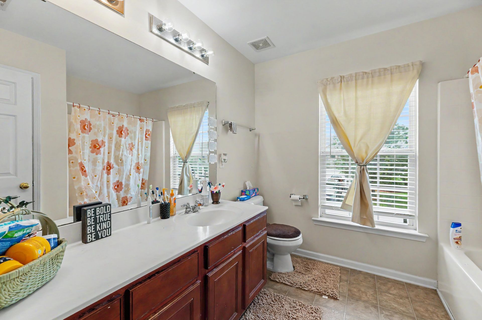 130 Mayfield Drive Photo 15