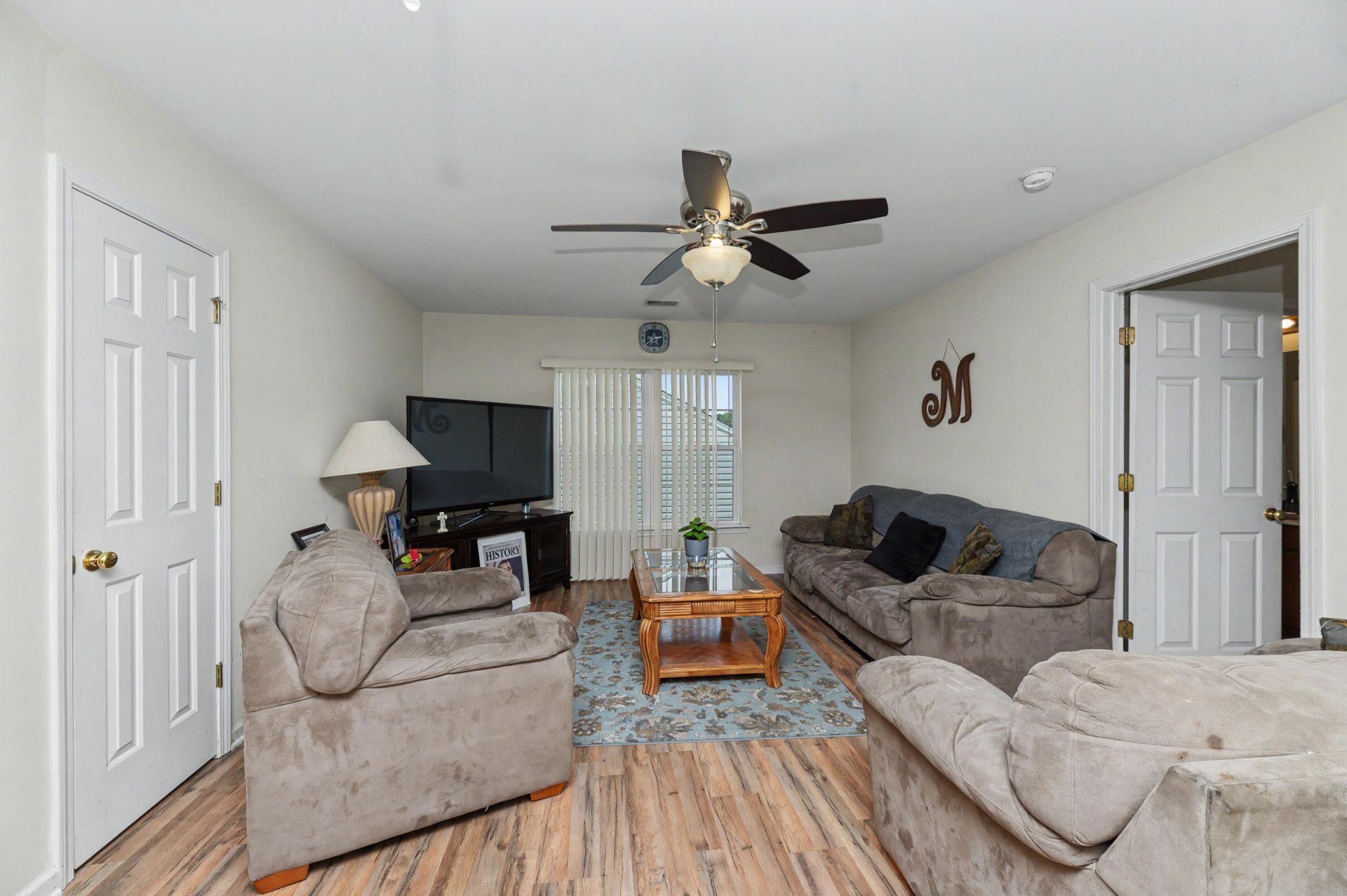 130 Mayfield Drive Photo 17