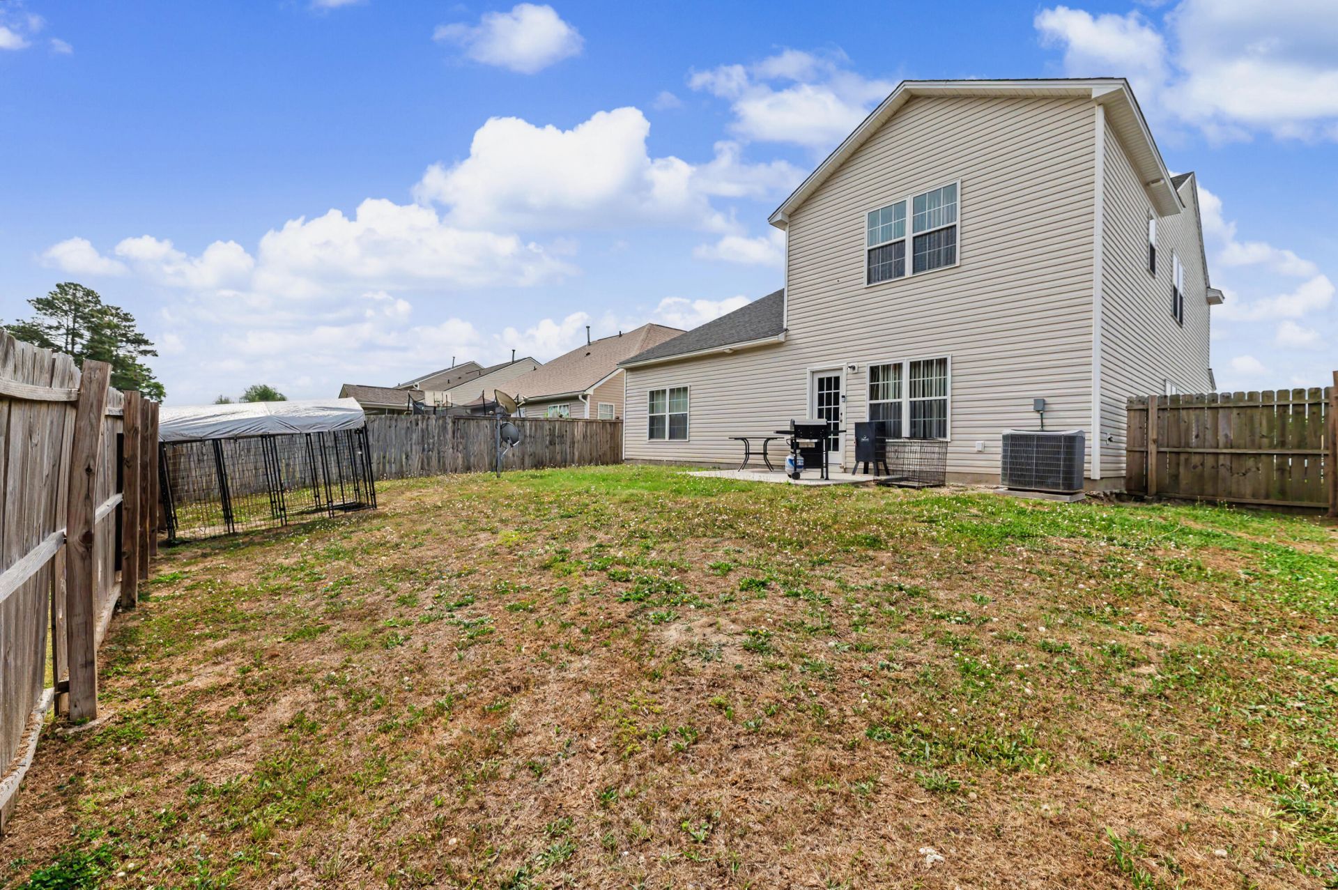130 Mayfield Drive Photo 28