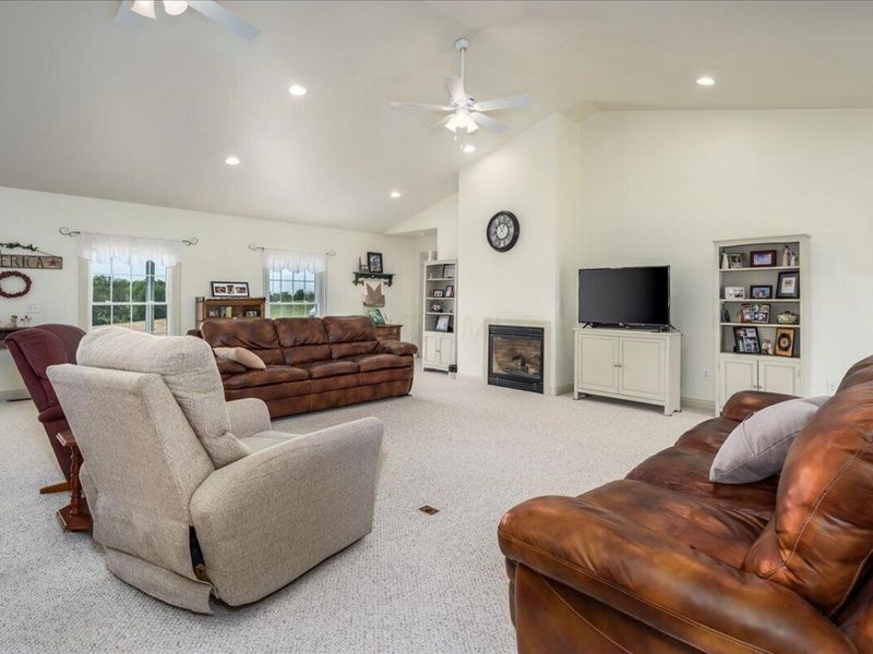 5325 Westfall Road SW, Lancaster, OH 43130 Photo 15