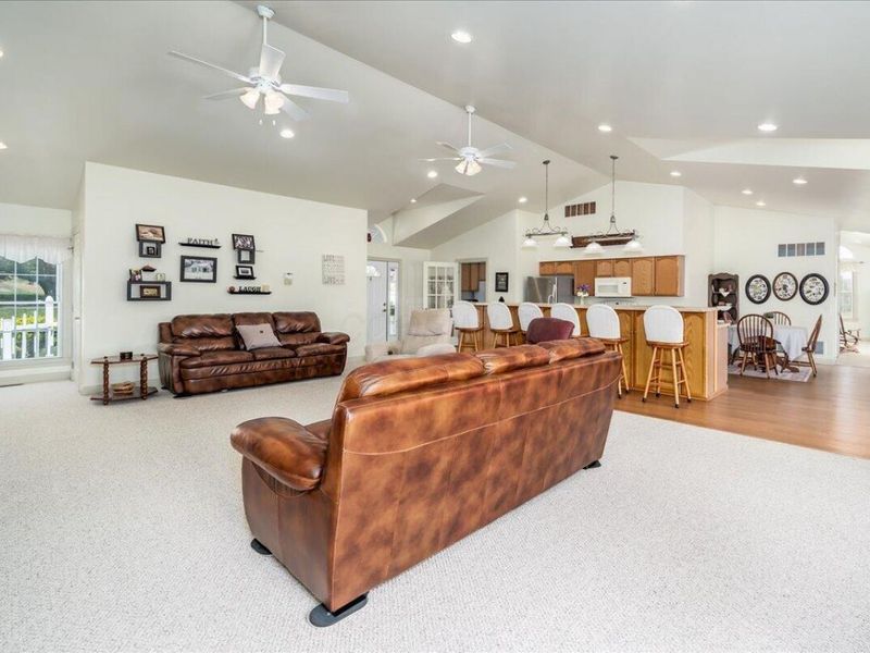 5325 Westfall Road SW, Lancaster, OH 43130 Photo 18