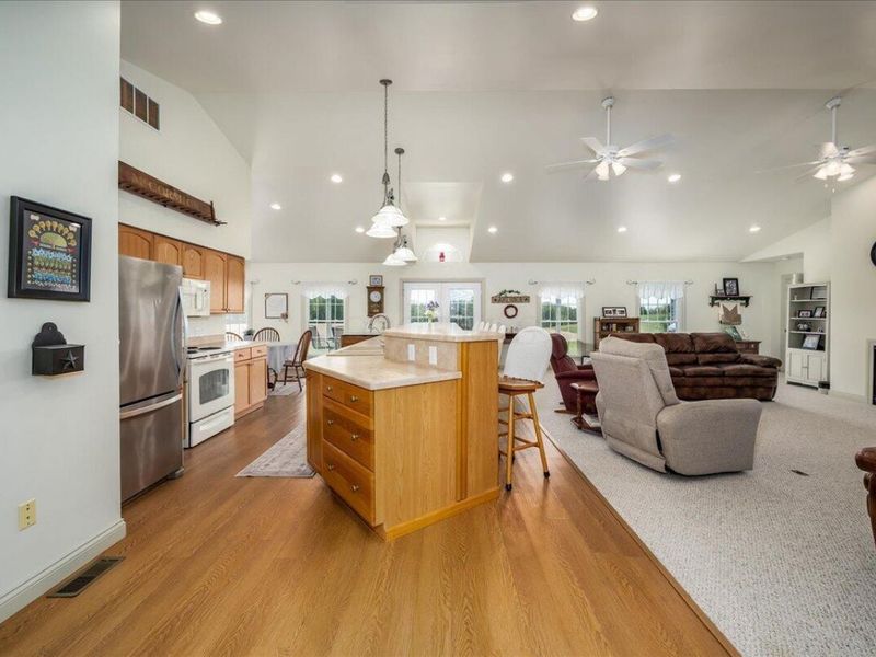 5325 Westfall Road SW, Lancaster, OH 43130 Photo 23