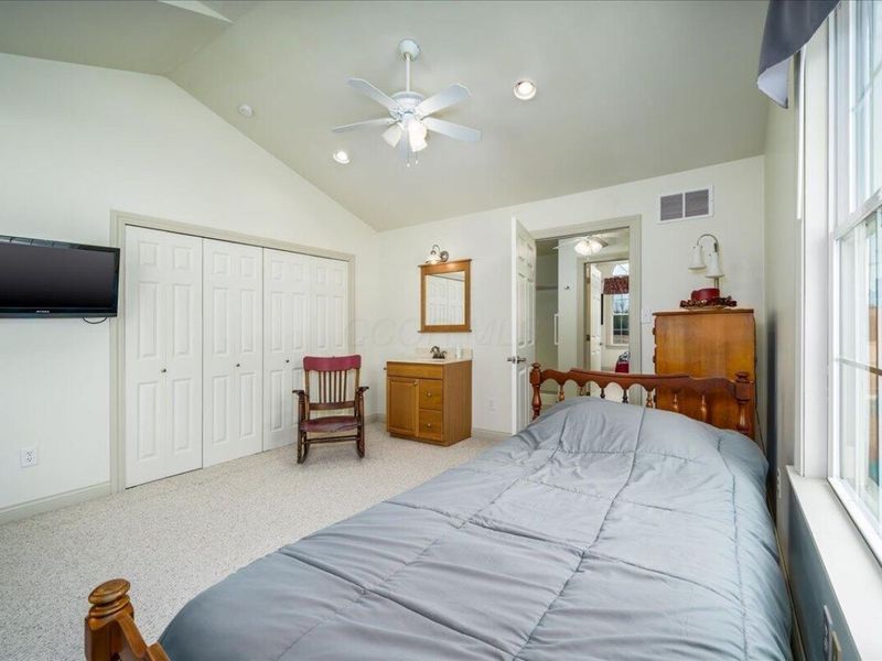 5325 Westfall Road SW, Lancaster, OH 43130 Photo 33