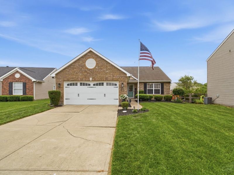 211 Blue Quail Place, Trenton, OH 45067 Photo 3