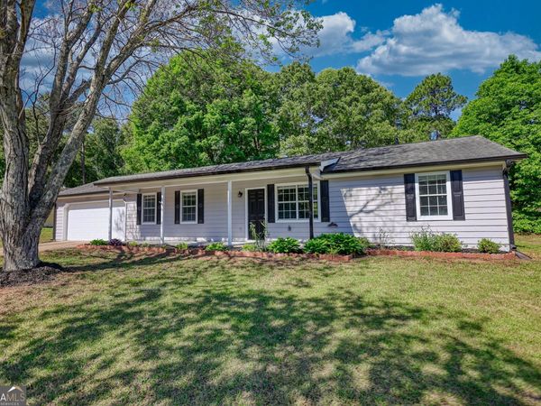 205 Lazy Hollow Ln, Covington, GA 30016