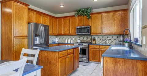934 Fallbrook Ct, Escalon, CA 95320 Photo
