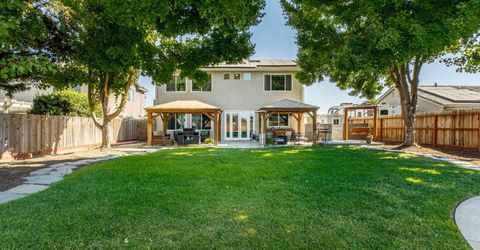 934 Fallbrook Ct, Escalon, CA 95320 Photo