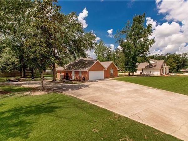 14024 WADESBORO Road, Ponchatoula, LA 70454