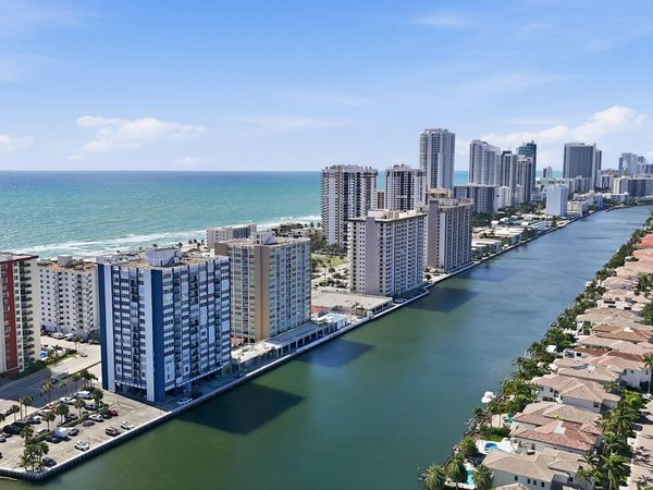 1400 S Ocean Drive, Unit 303, Hollywood, FL 33019