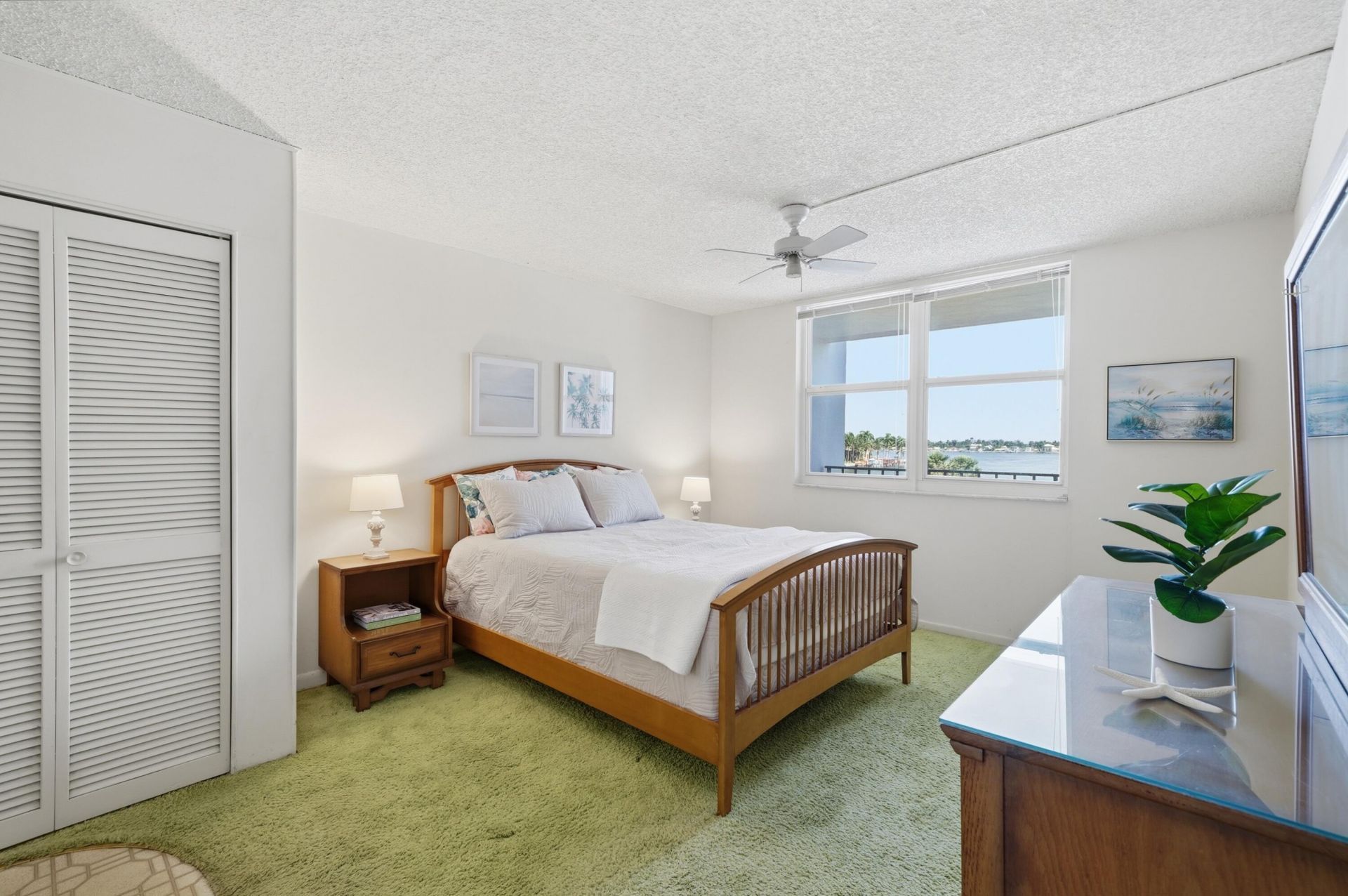1400 S Ocean Drive, Unit 303, Hollywood, FL 33019 Photo