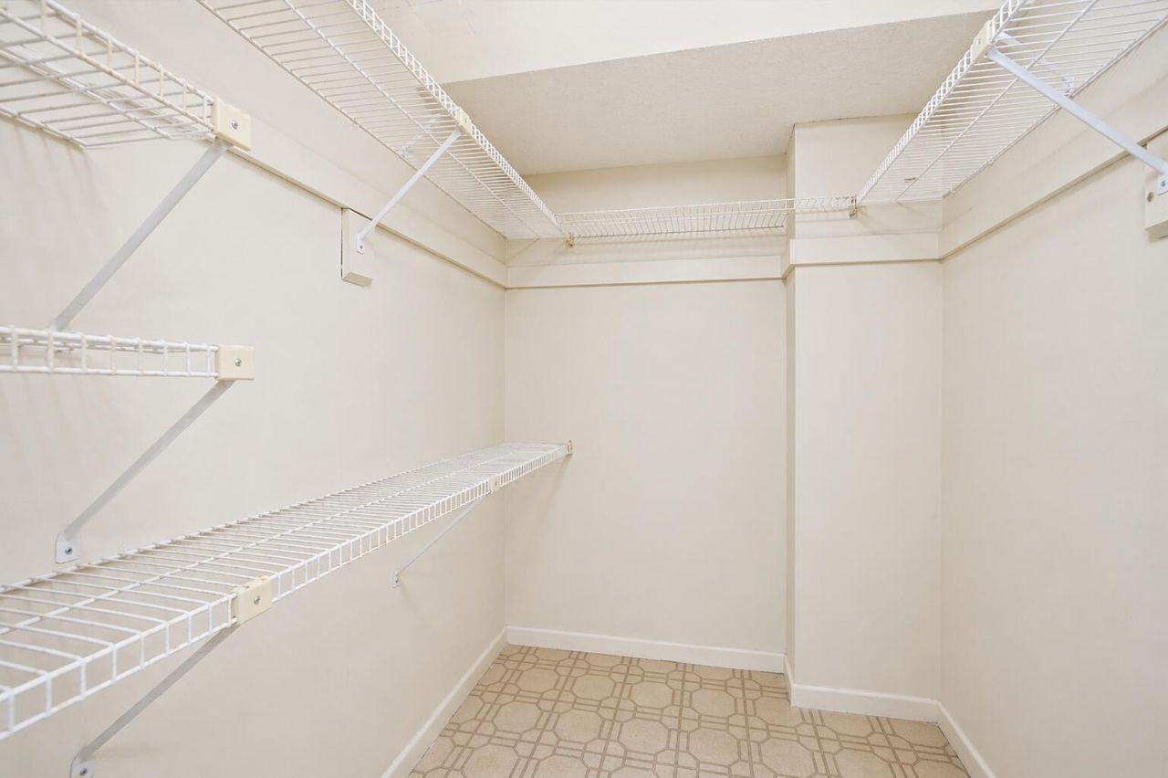 1400 S Ocean Drive, Unit 303, Hollywood, FL 33019 Photo