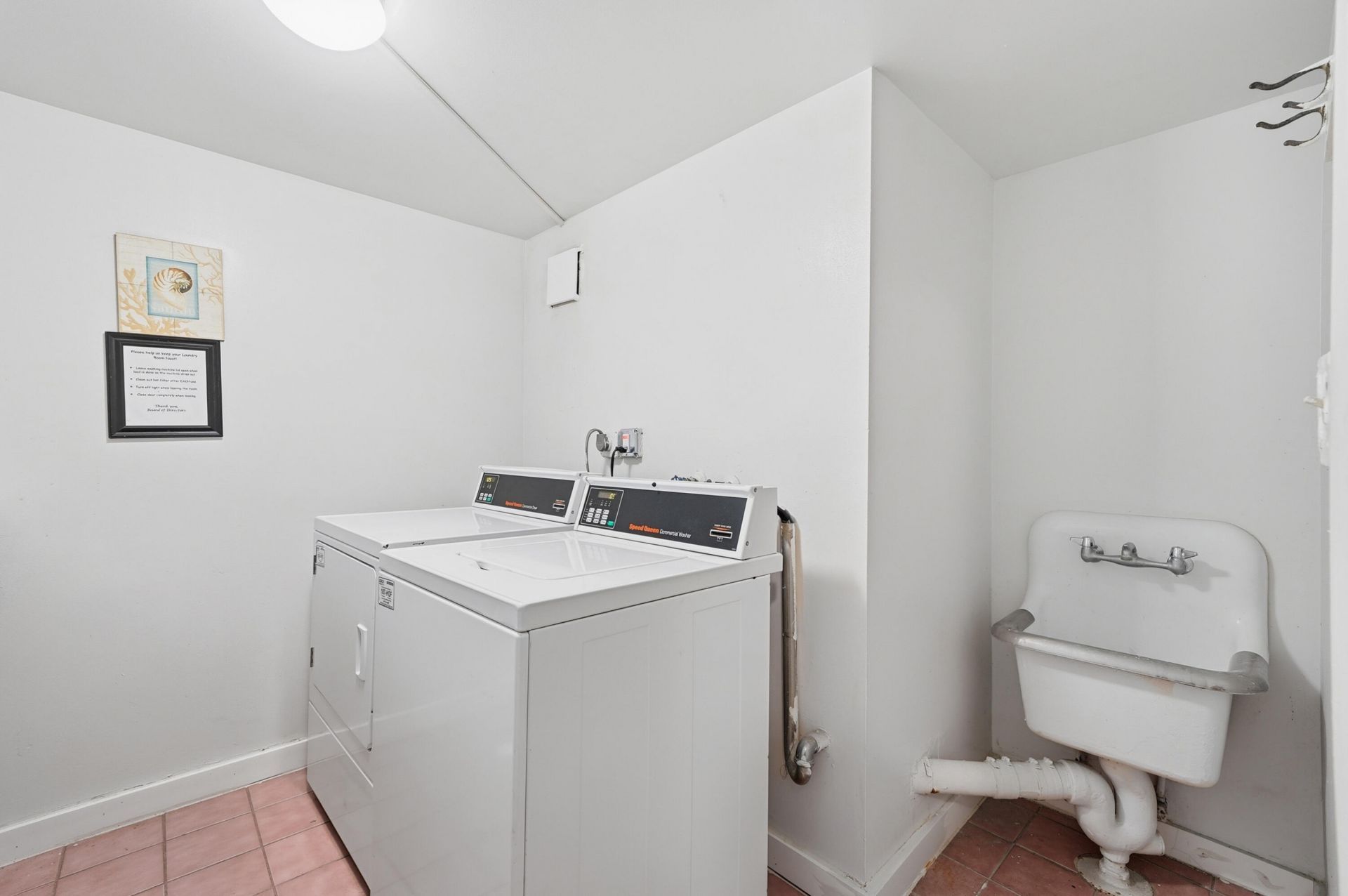 1400 S Ocean Drive, Unit 303, Hollywood, FL 33019 Photo