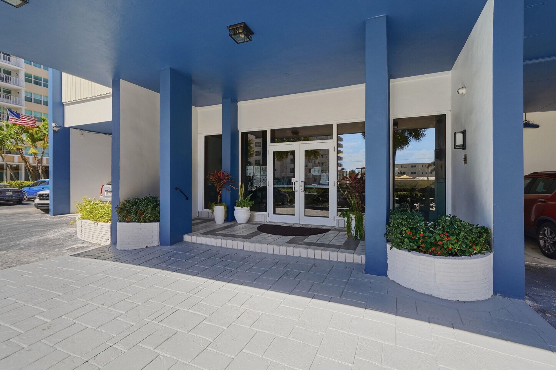 1400 S Ocean Drive, Unit 303, Hollywood, FL 33019 Photo