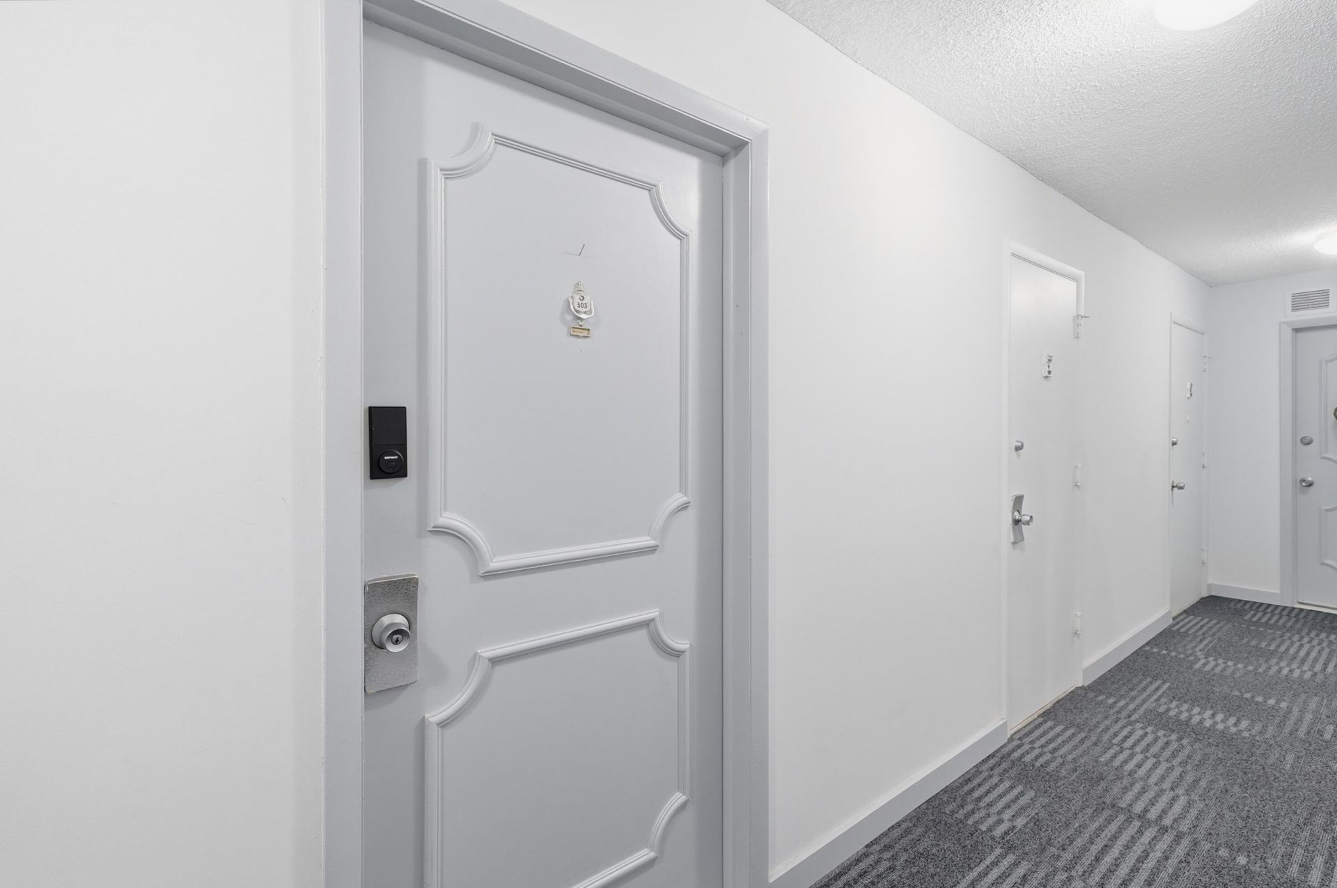 1400 S Ocean Drive, Unit 303, Hollywood, FL 33019 Photo