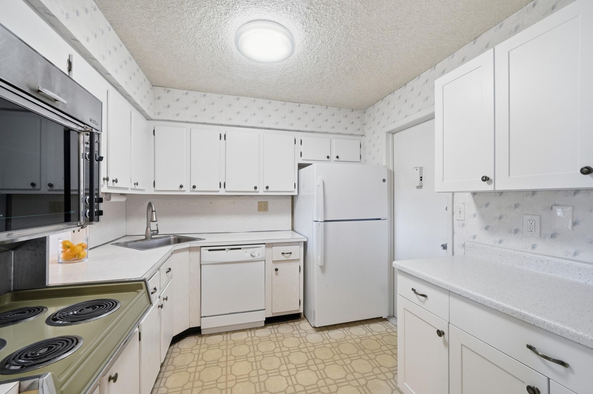 1400 S Ocean Drive, Unit 303, Hollywood, FL 33019 Photo