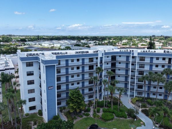 4640 W Lucerne Lakes Blvd W W, Unit 404, Lake Worth, FL 33467