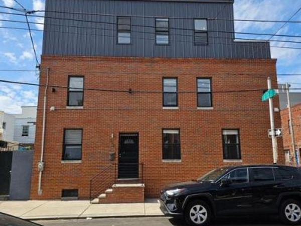 2100 CROSS STREET, PHILADELPHIA, PA 19146